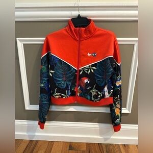 Nike cropped tropical sports jacket